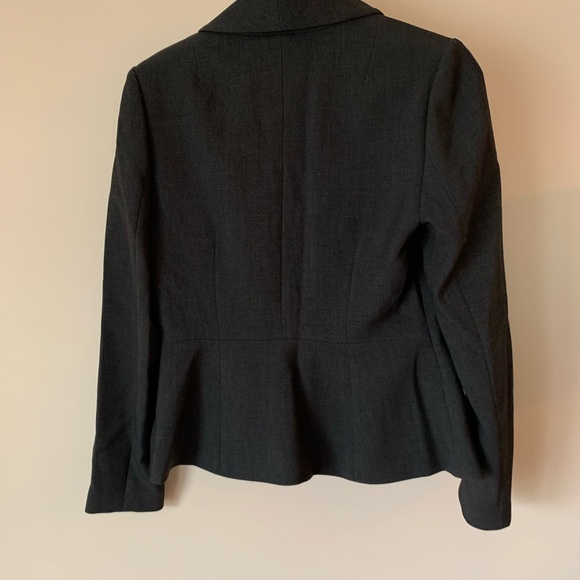 Ann Taylor skirt suit - Picture 2 of 6